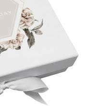 Load image into Gallery viewer, Personalised Gift/Keepsake Box
