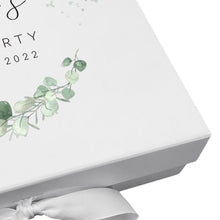 Load image into Gallery viewer, Personalised Gift/Keepsake Box
